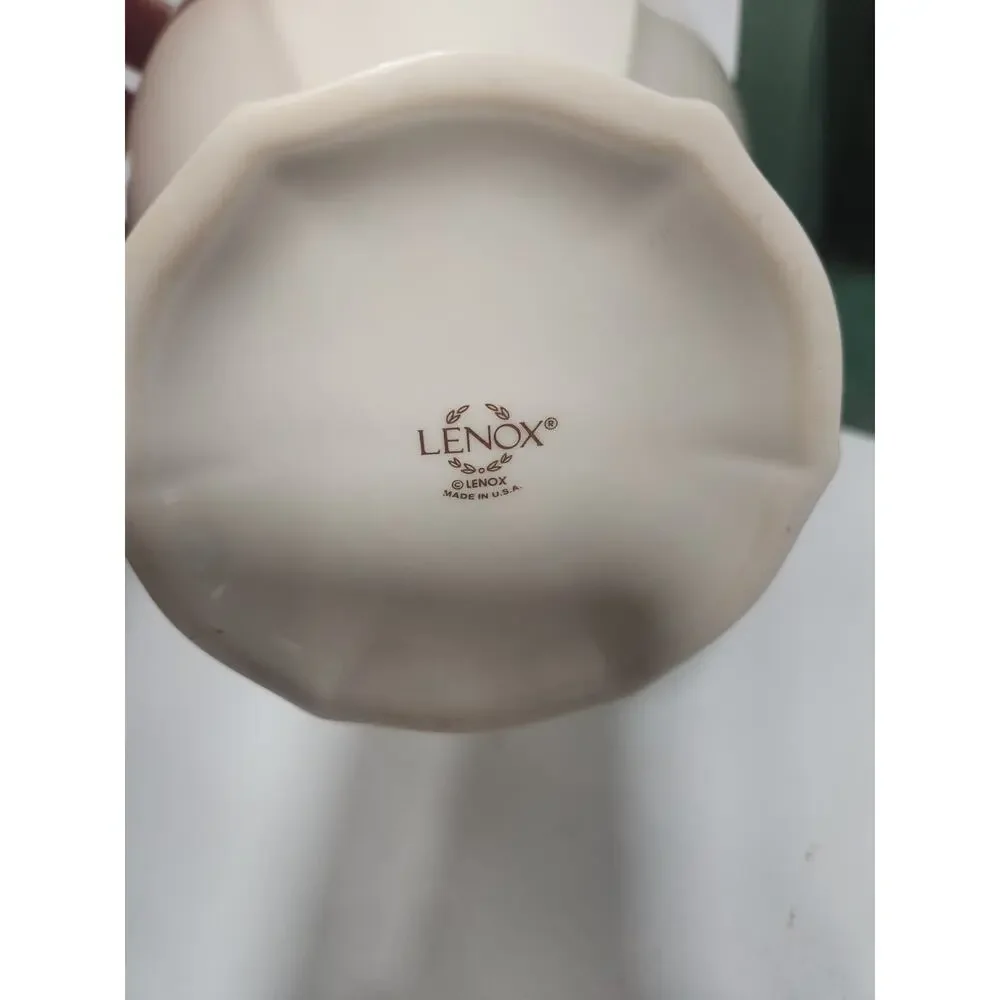 Vintage Lenox Ivory Porcelain Vase 10